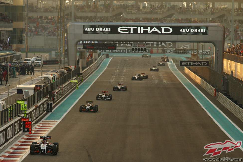 Los pilotos en el Yas Marina