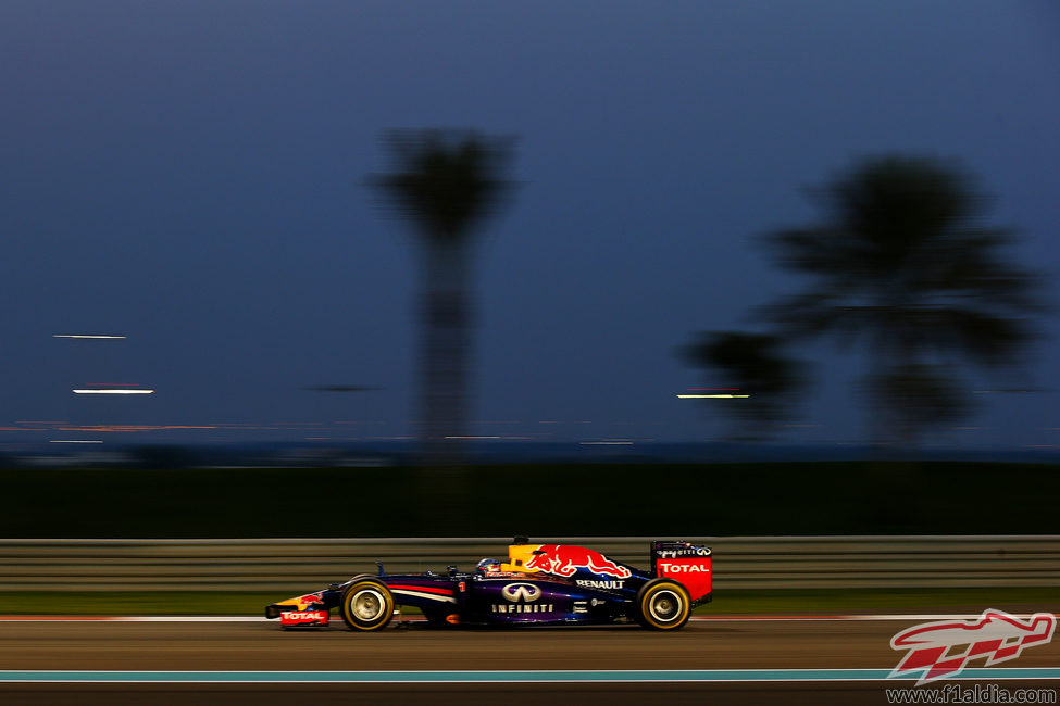 Sebastian Vettel ha terminado una etapa con Red Bull