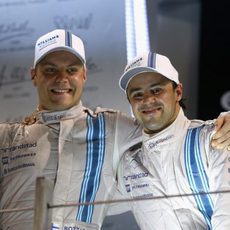 Valtteri Bottas y Felipe Massa en el podio de Abu Dabi