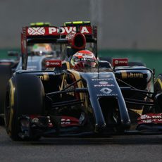 Pastor Maldonado luchando con muy buen ritmo