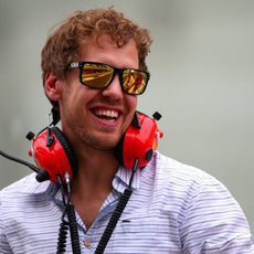 Sebastian Vettel, sonriente en Yas Marina
