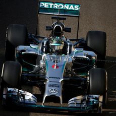 Nico Rosberg vuelve al trabajo en Abu Dabi