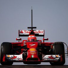 Kimi Räikkönen estuvo con Ferrari el primer día de test