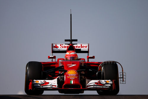Kimi Räikkönen estuvo con Ferrari el primer día de test