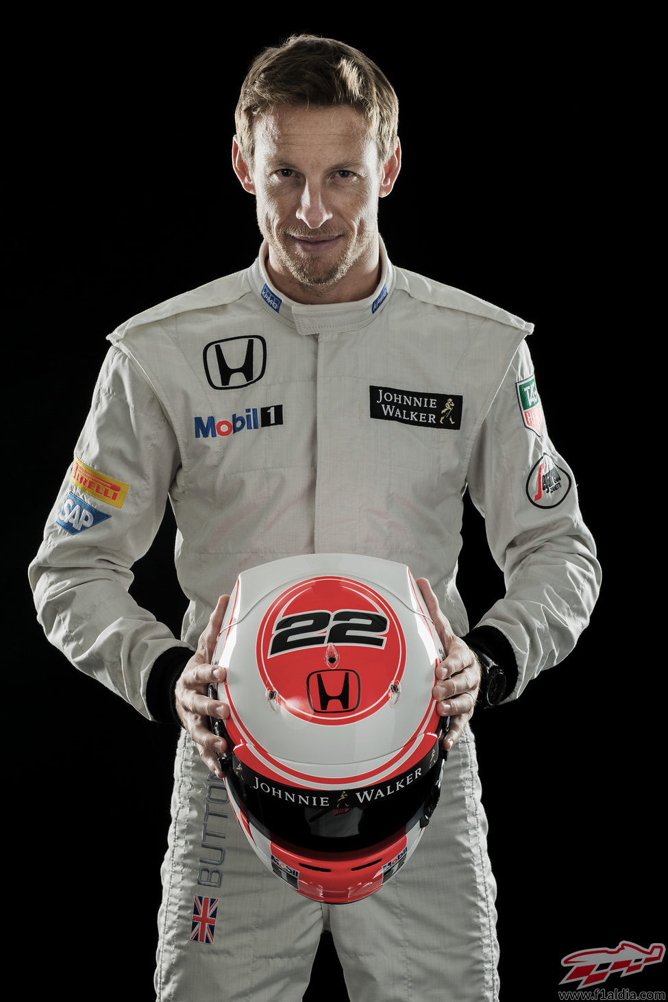 Jenson Button con su nuevo casco