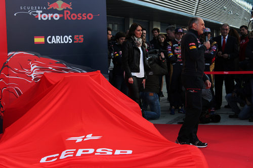 Franz Tost presenta el nuevo monoplaza