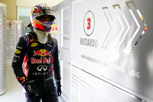 Daniel Ricciardo se prepara para su primer día