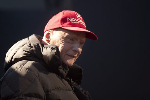 Niki Lauda no quiso perderse el primer día de test