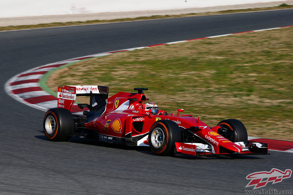 Kimi Räikkönen vuelve a los mandos del SF15-T