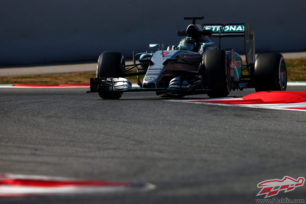 Nico Rosberg acumulando kilometraje