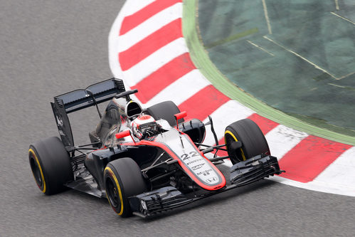 Jenson Button sufre muchos problemas en la tercera jornada de pruebas