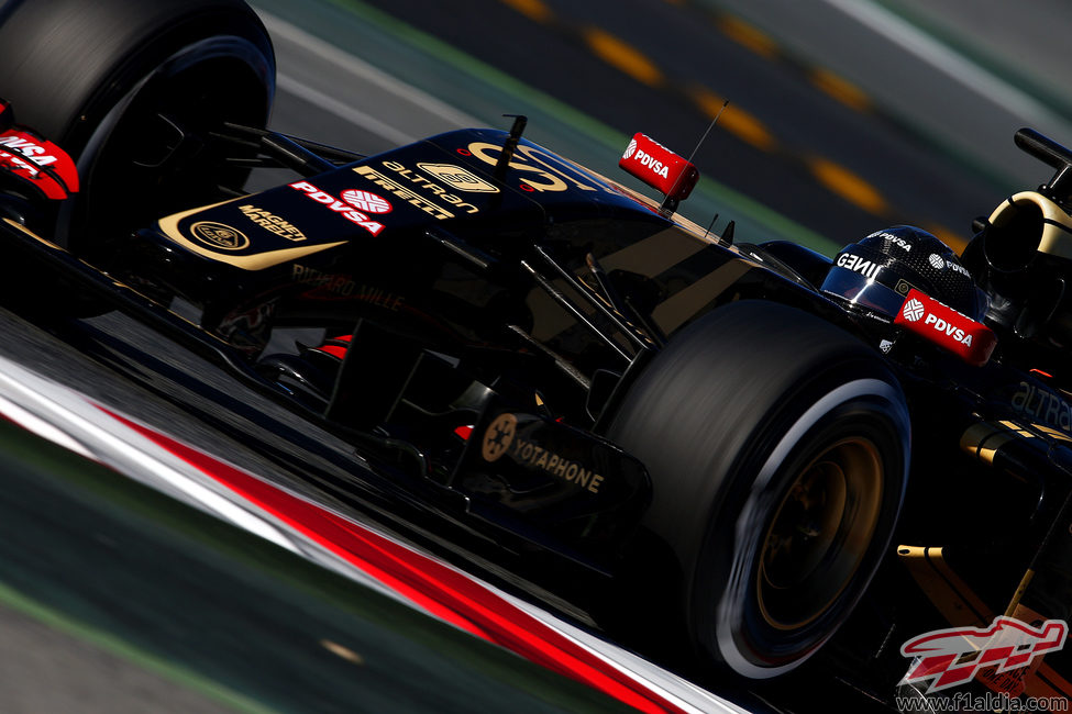 Romain Grosjean marca el ritmo con su Lotus E23