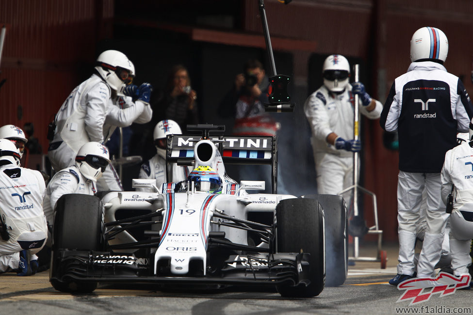 Prácticas de pit stop del equipo Williams