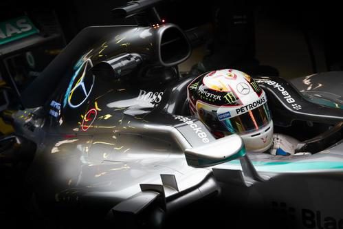 Lewis Hamilton se encuentra mejor esta semana de test