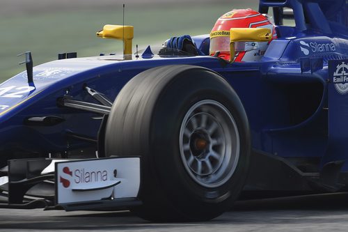 Felipe Nasr en plena simulación de carrera