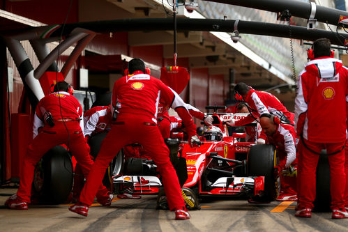 Cambio de gomas realizado para Kimi Räikkönen