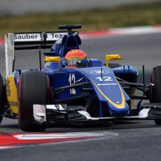 Marcus Ericsson exprime su Sauber con el neumático superblando