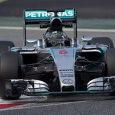 Nico Rosberg rueda con su Mercedes W06