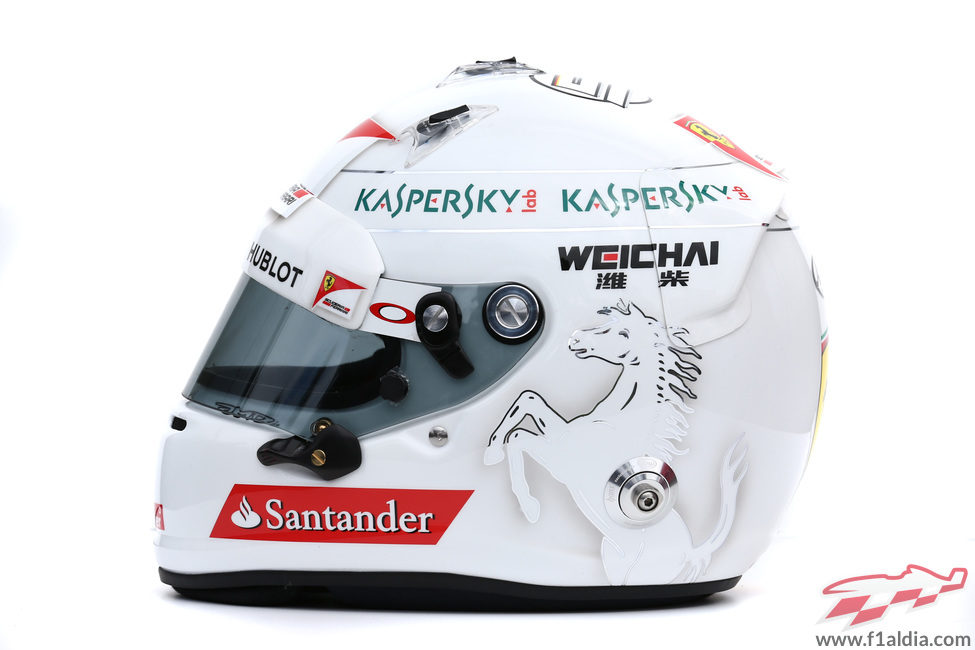 Casco de Sebastian Vettel