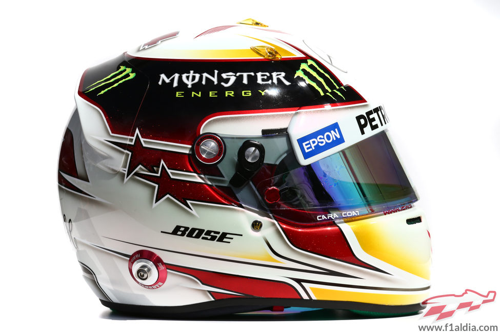 Casco de Lewis Hamilton