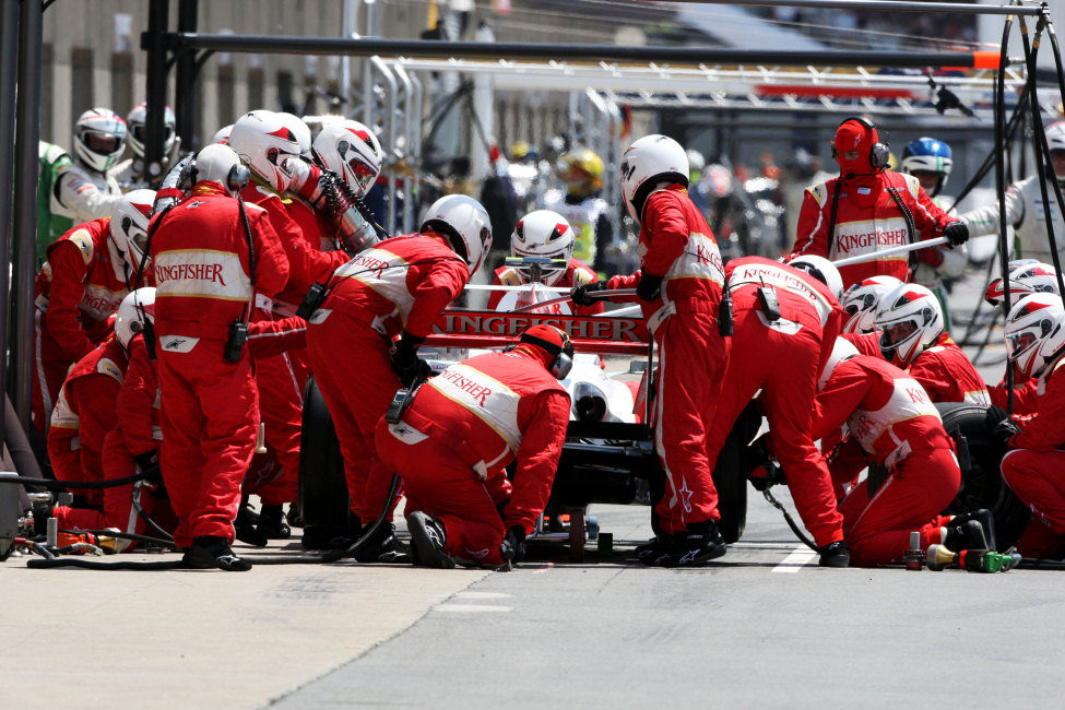 Giancarlo Fisichella en carrera