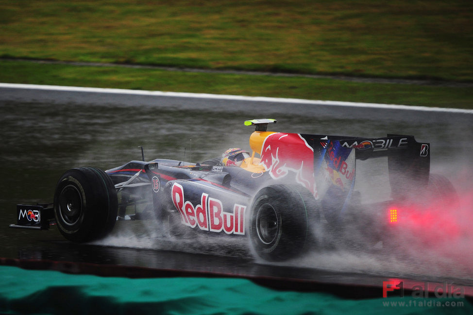 Vettel sobre mojado