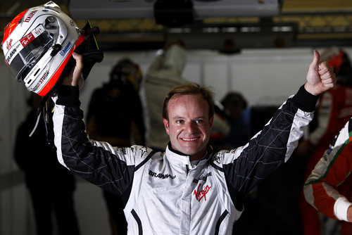 Barrichello logra la pole