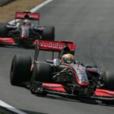 Hamilton y Kovalainen