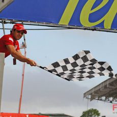 Massa con la bandera a cuadros