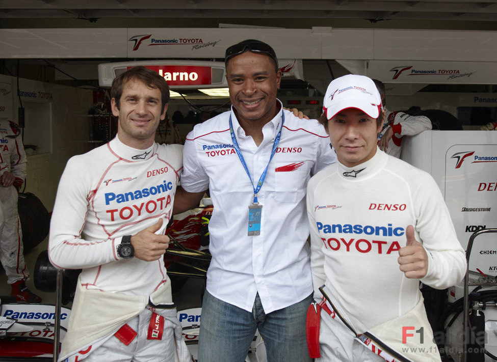 Trulli, Kobayashi y Paulo Sergio