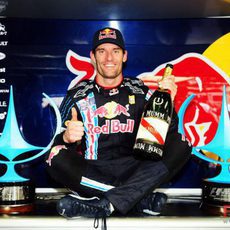 Webber rodeado de trofeos