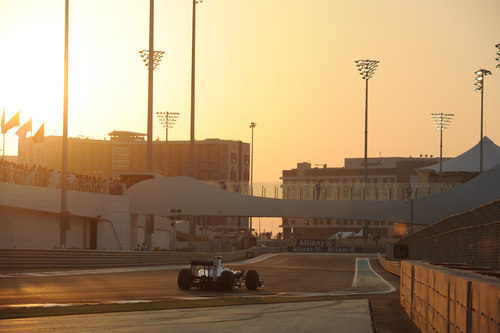 Heidfeld en Abu Dhabi