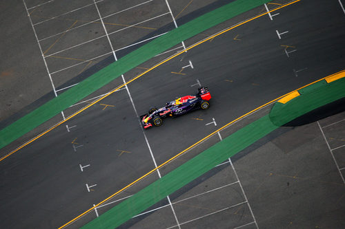 El RB11 de Daniel Ricciardo avanza en la Q3