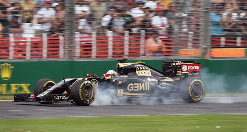 Pasada de frenada de Romain Grosjean con el E23