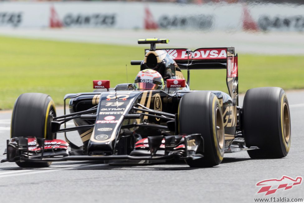 Pastor Maldonado coló su E23 en la Q3 de Australia