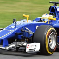 Marcus Ericsson se vio superado por su compañero