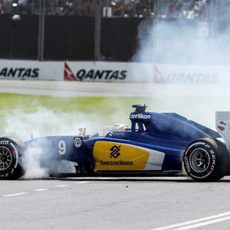 Trompo de Marcus Ericsson en los Libres 3 de Australia