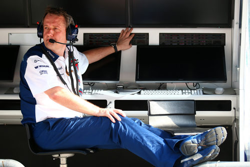 Steve Nielsen en el muro de Williams