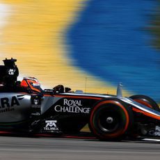 Nico Hülkenberg con los neumáticos duros