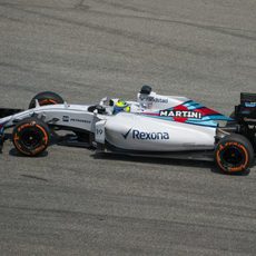 El FW37 de Felipe Massa rueda en Sepang