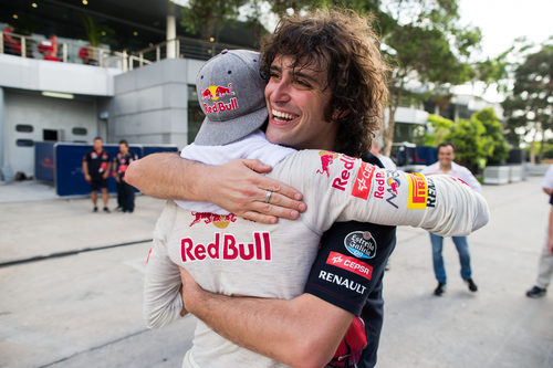 Carlos Sainz termina el GP de Malasia 2015 en 8ª posición