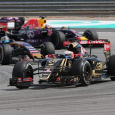 Romain Grosjean intenta mantener el pulso para llegar al top ten