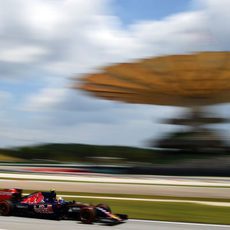 Carlos Sainz se vio sorprendido por la lluvia