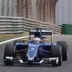 Marcus Ericsson rodando en los libres del GP de China 2015