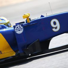 Marcus Ericsson lidia con su C34 en el GP de China 2015