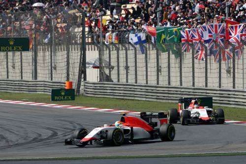 Los dos coches de Manor ruedan en el Circuito Internacional de Shanghái