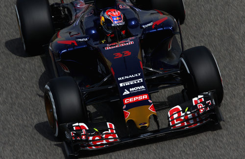 Max Verstappen sufrió con problemas en los frenos en ambas sesiones