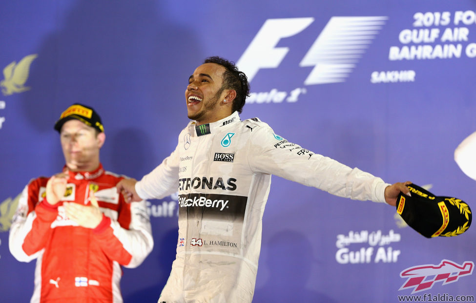 Lewis Hamilton, imparable, celebra su tercera victoria de la temporada