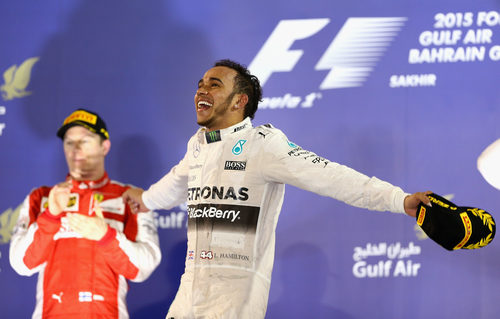 Lewis Hamilton, imparable, celebra su tercera victoria de la temporada