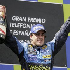 Primer triunfo de Fernando Alonso